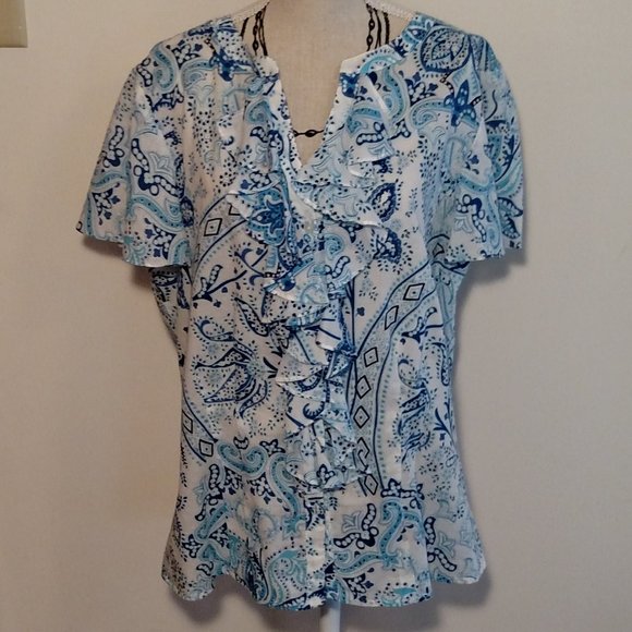 Chaps blue & white paisley, flutter sleeve blouse, VG to excellent cond, size M - Picture 1 of 8